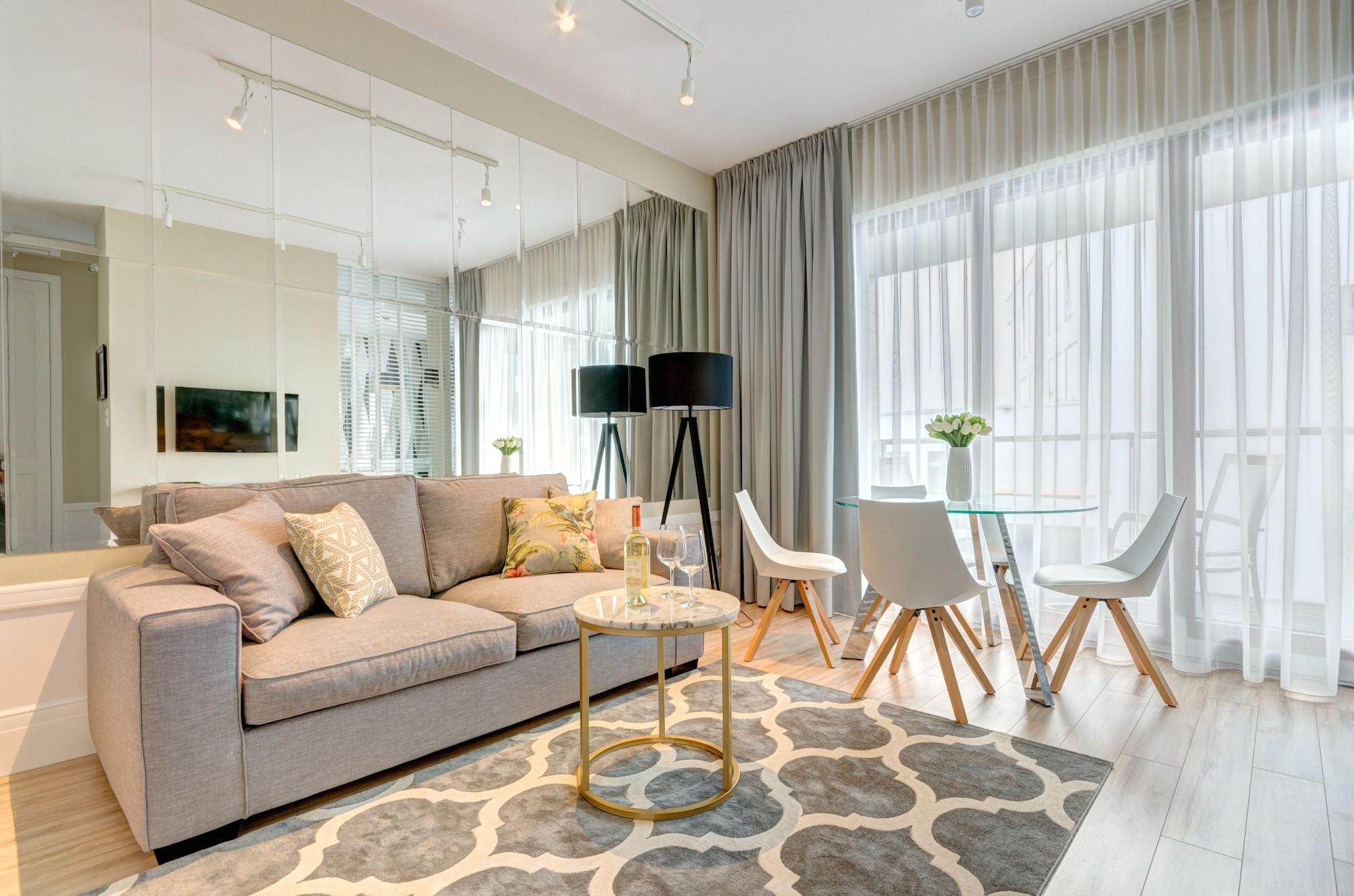 Dom & House - Apartamenty Nowe Orlowo Gdynia Ngoại thất bức ảnh